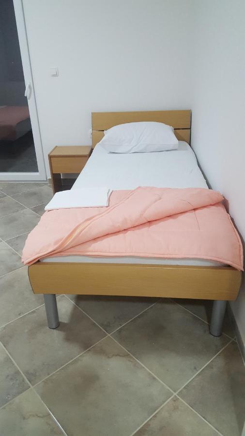 سوتوموري Apartments Avdic المظهر الخارجي الصورة